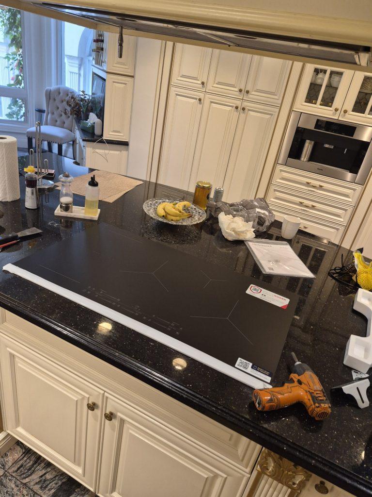 New Frigidaire induction cooktop installed in a kitchen island, Richmond Hill